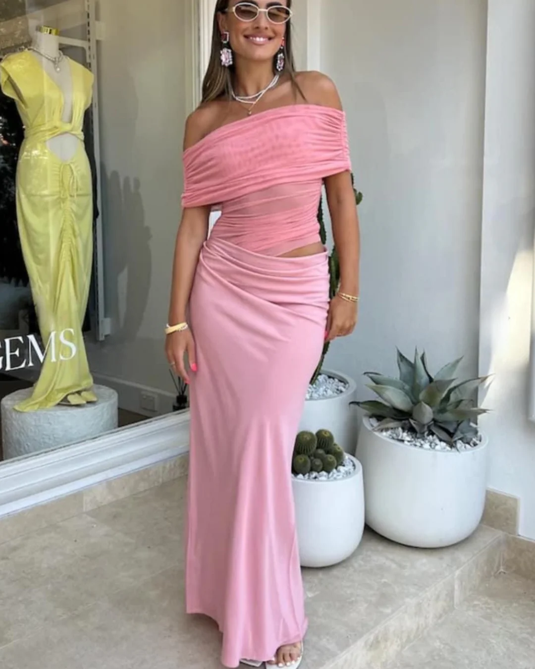 Benni Nico Off-Shoulder Maxi Dress Candy Floss - Rovetoy